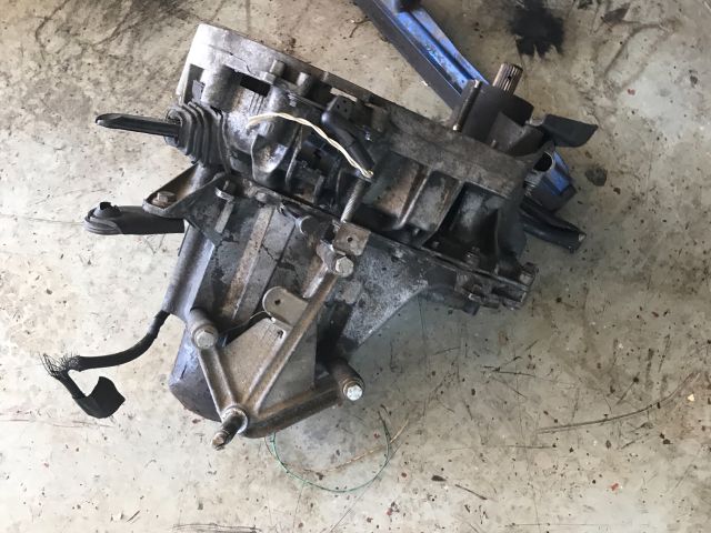 bontott RENAULT CLIO II Váltó (Mechanikus)