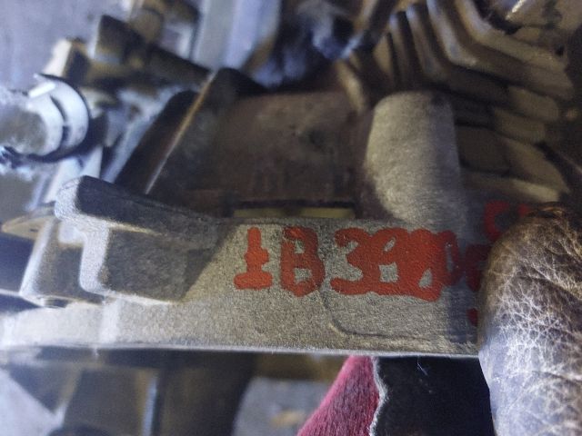 bontott RENAULT CLIO II Váltó (Mechanikus)