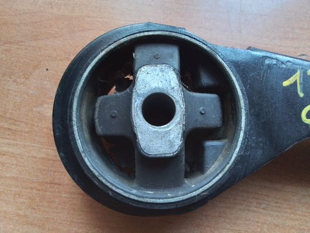 bontott RENAULT CLIO II Váltó Tartó Bak (Pozíciófüggetlen)