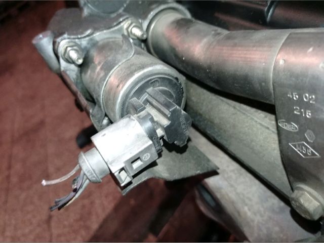 bontott RENAULT CLIO II EGR / AGR Szelep