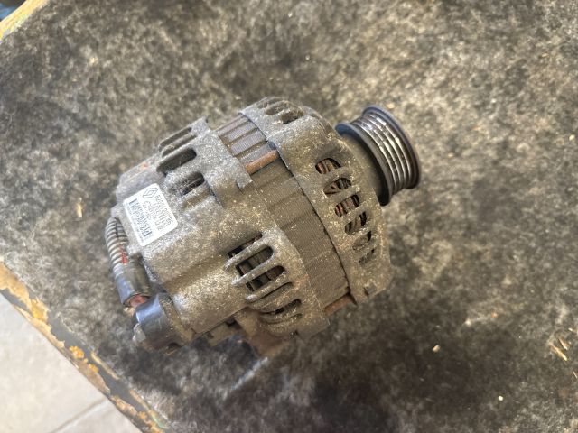 bontott RENAULT CLIO II Generátor