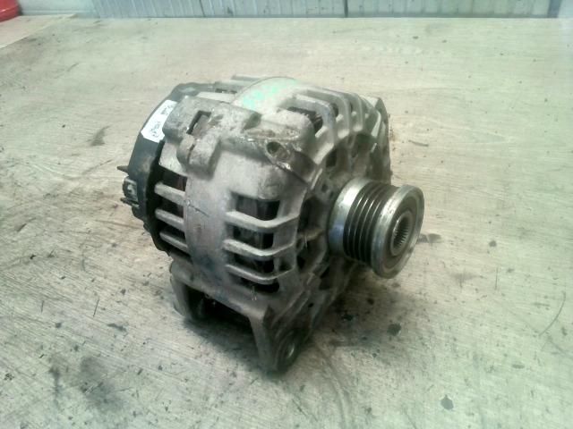 bontott RENAULT CLIO II Generátor