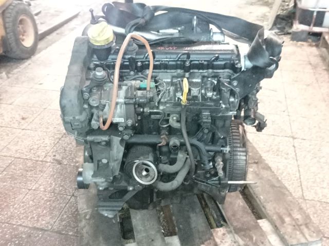 bontott RENAULT CLIO II Hengerfej