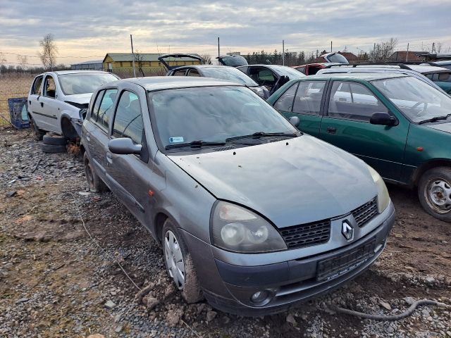 bontott RENAULT CLIO II Homlokfal (Üres lemez)