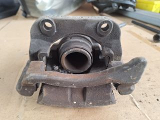 bontott RENAULT CLIO II Jobb első Féknyereg Munkahengerrel