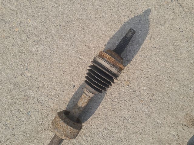 bontott RENAULT CLIO II Jobb Féltengely