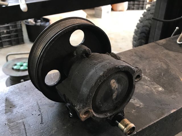 bontott RENAULT CLIO II Kormányszervó Motor (Hidraulikus)