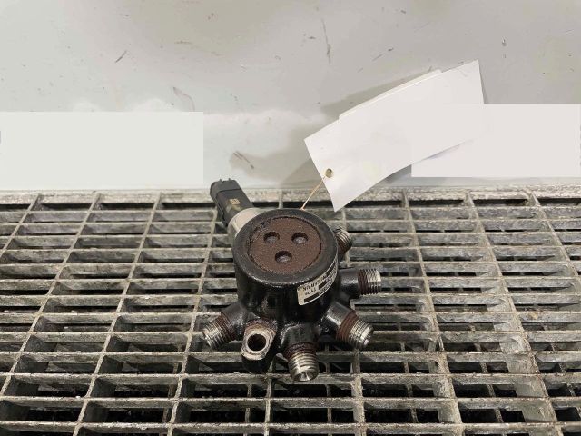 bontott RENAULT CLIO II Közösnyomócső