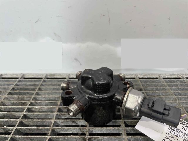 bontott RENAULT CLIO II Közösnyomócső