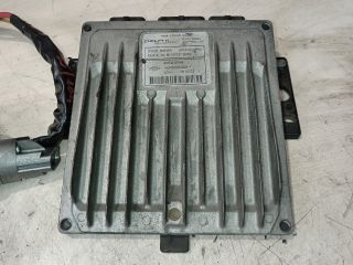 bontott RENAULT CLIO II Motorvezérlő
