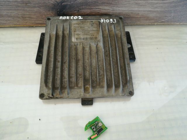 bontott RENAULT CLIO II Motorvezérlő