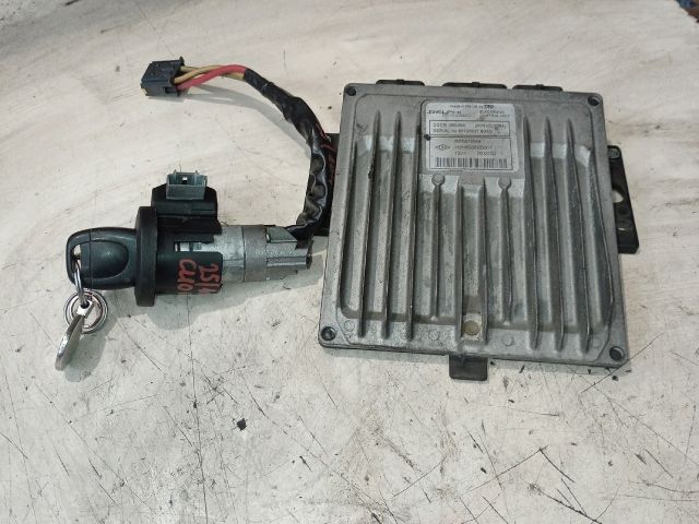 bontott RENAULT CLIO II Motorvezérlő