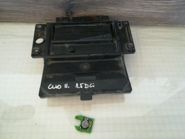 bontott RENAULT CLIO II Motorvezérlő