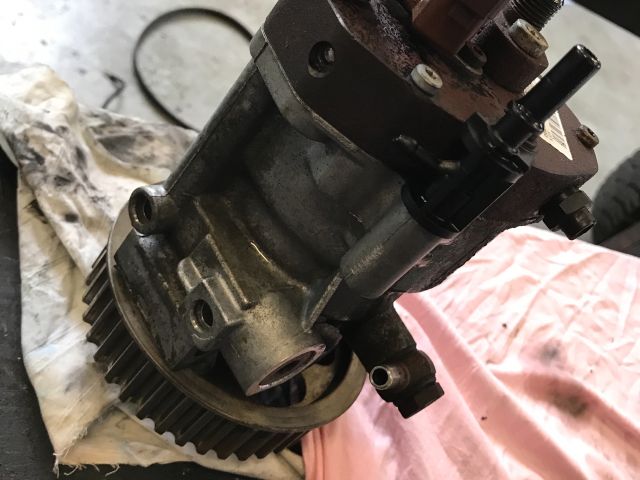 bontott RENAULT CLIO II Nagynyomású Szivattyú