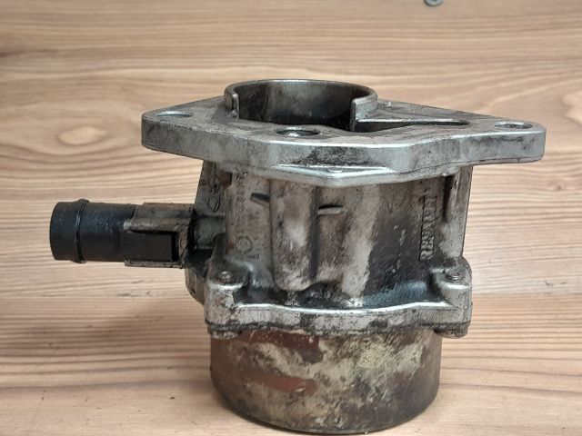 bontott RENAULT CLIO II Vákumpumpa