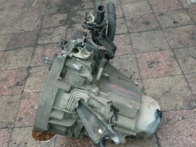 bontott RENAULT CLIO II Váltó (Mechanikus)