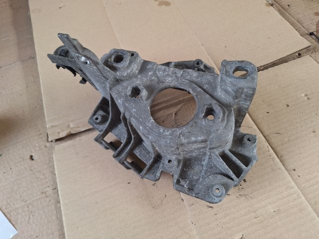 bontott RENAULT CLIO II Váltó Tartó Bak (Pozíciófüggetlen)