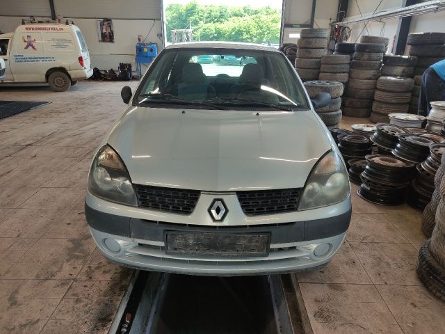 bontott RENAULT CLIO II Biztosítéktábla Motortér