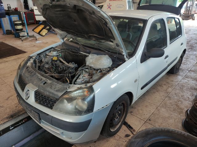 bontott RENAULT CLIO II Biztosítéktábla Motortér