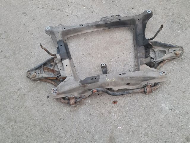 bontott RENAULT CLIO II Első Bölcső