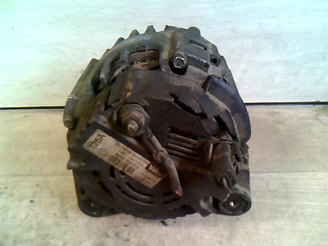 bontott RENAULT CLIO II Generátor