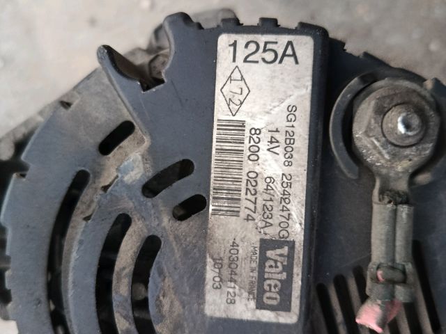 bontott RENAULT CLIO II Generátor