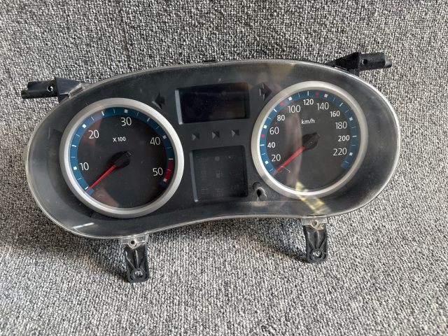 bontott RENAULT CLIO II Kilométeróra