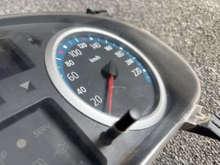 bontott RENAULT CLIO II Kilométeróra