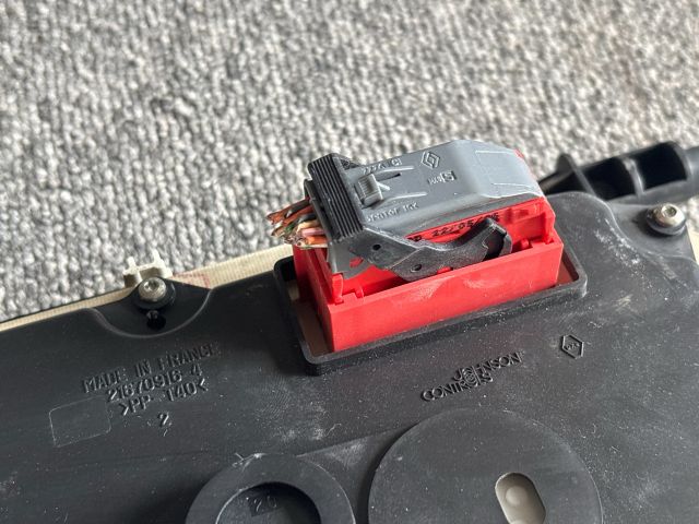 bontott RENAULT CLIO II Kilométeróra