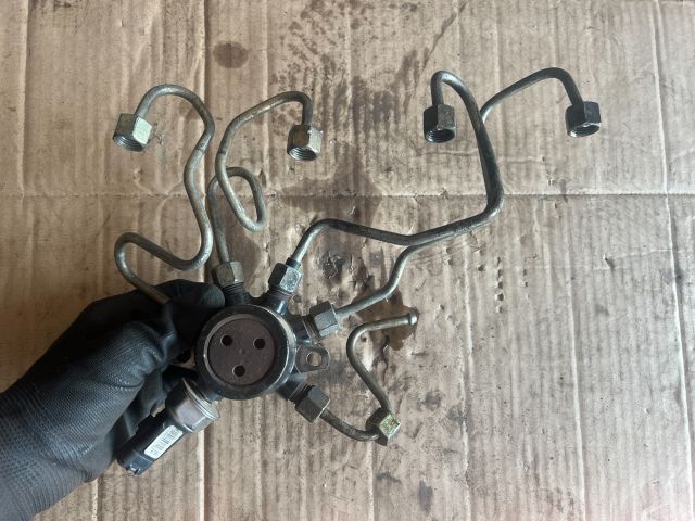 bontott RENAULT CLIO II Közösnyomócső