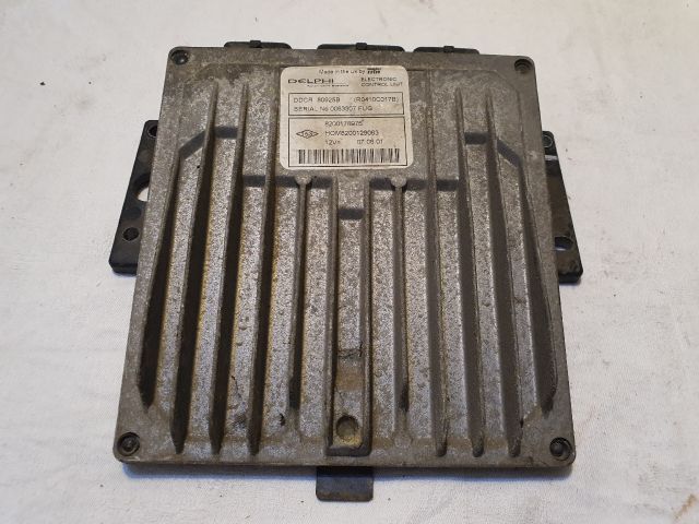 bontott RENAULT CLIO II Motorvezérlő