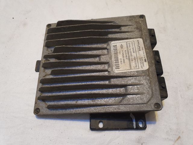 bontott RENAULT CLIO II Motorvezérlő