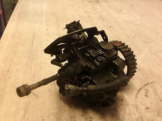 bontott RENAULT CLIO II Nagynyomású Szivattyú