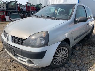 bontott RENAULT CLIO II Hengerfej