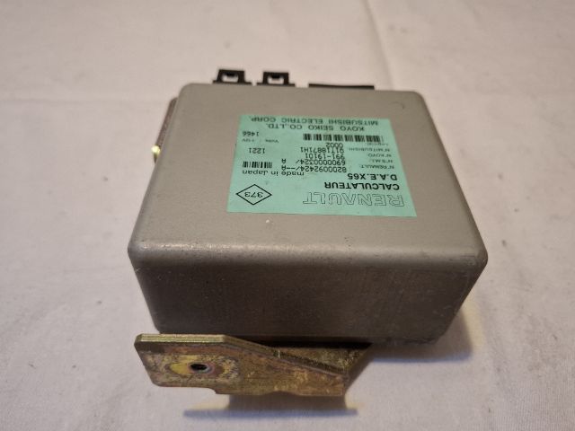 bontott RENAULT CLIO II Szervó Szivattyú Elektronika