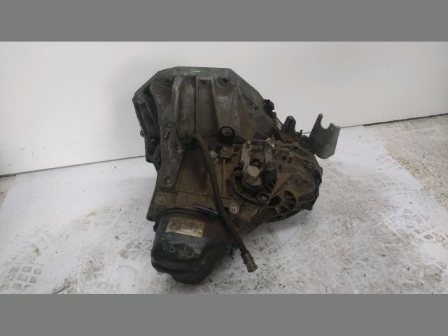 bontott RENAULT CLIO II Váltó (Mechanikus)