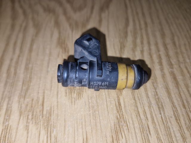 bontott RENAULT CLIO II Porlasztó (1 db)