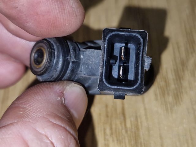 bontott RENAULT CLIO II Porlasztó (1 db)