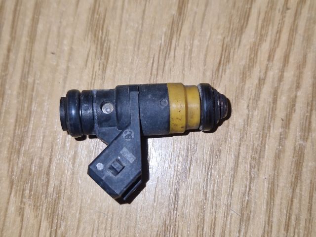 bontott RENAULT CLIO II Porlasztó (1 db)