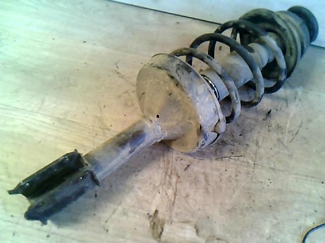 bontott RENAULT CLIO II Bal első Gólyaláb (Lengécsillapító, Rugó)