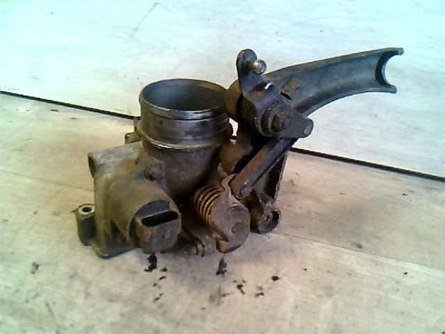 bontott RENAULT CLIO II Fojtószelep (Mechanikus)