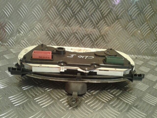 bontott RENAULT CLIO II Kilométeróra