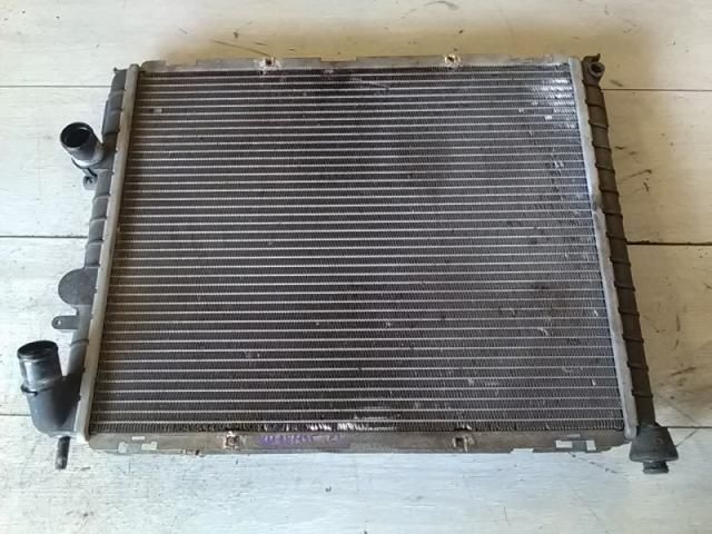 bontott RENAULT CLIO II Vízhűtő Radiátor (Nem klímás)