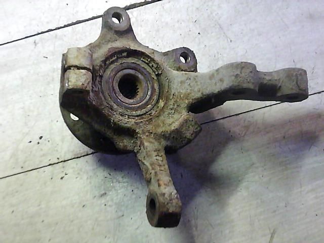 bontott RENAULT CLIO II Jobb első Csonkállvány Kerékaggyal