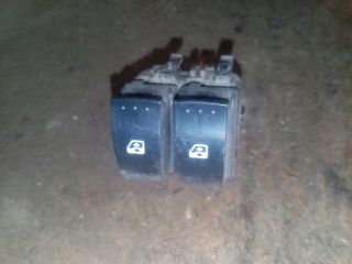 bontott RENAULT CLIO II Ablakemelő Kapcsoló Négyes / Kettes
