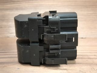 bontott RENAULT CLIO II Ablakemelő Kapcsoló Négyes / Kettes