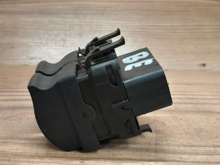 bontott RENAULT CLIO II Ablakemelő Kapcsoló Négyes / Kettes