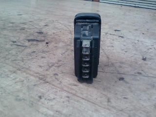 bontott RENAULT CLIO II Ablakemelő Kapcsoló (Pozíciófüggetlen)