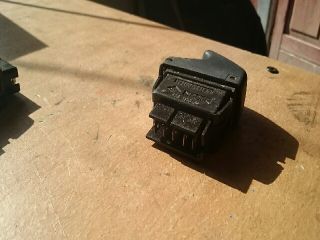 bontott RENAULT CLIO II Ablakemelő Kapcsoló (Pozíciófüggetlen)