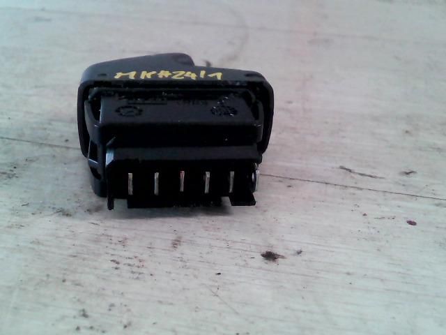 bontott RENAULT CLIO II Ablakemelő Kapcsoló (Pozíciófüggetlen)